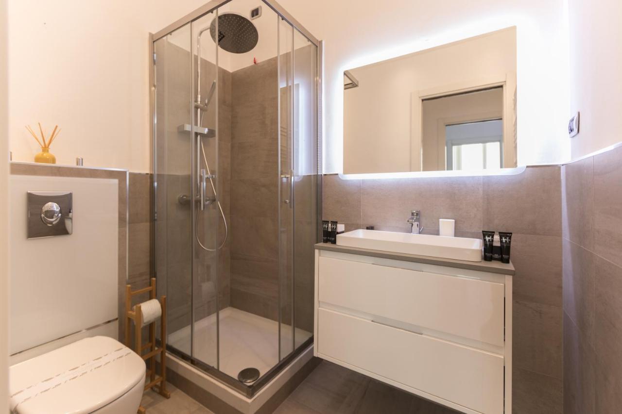 Hemeras Boutique Homes - Design Apartments In Milan Center Dış mekan fotoğraf